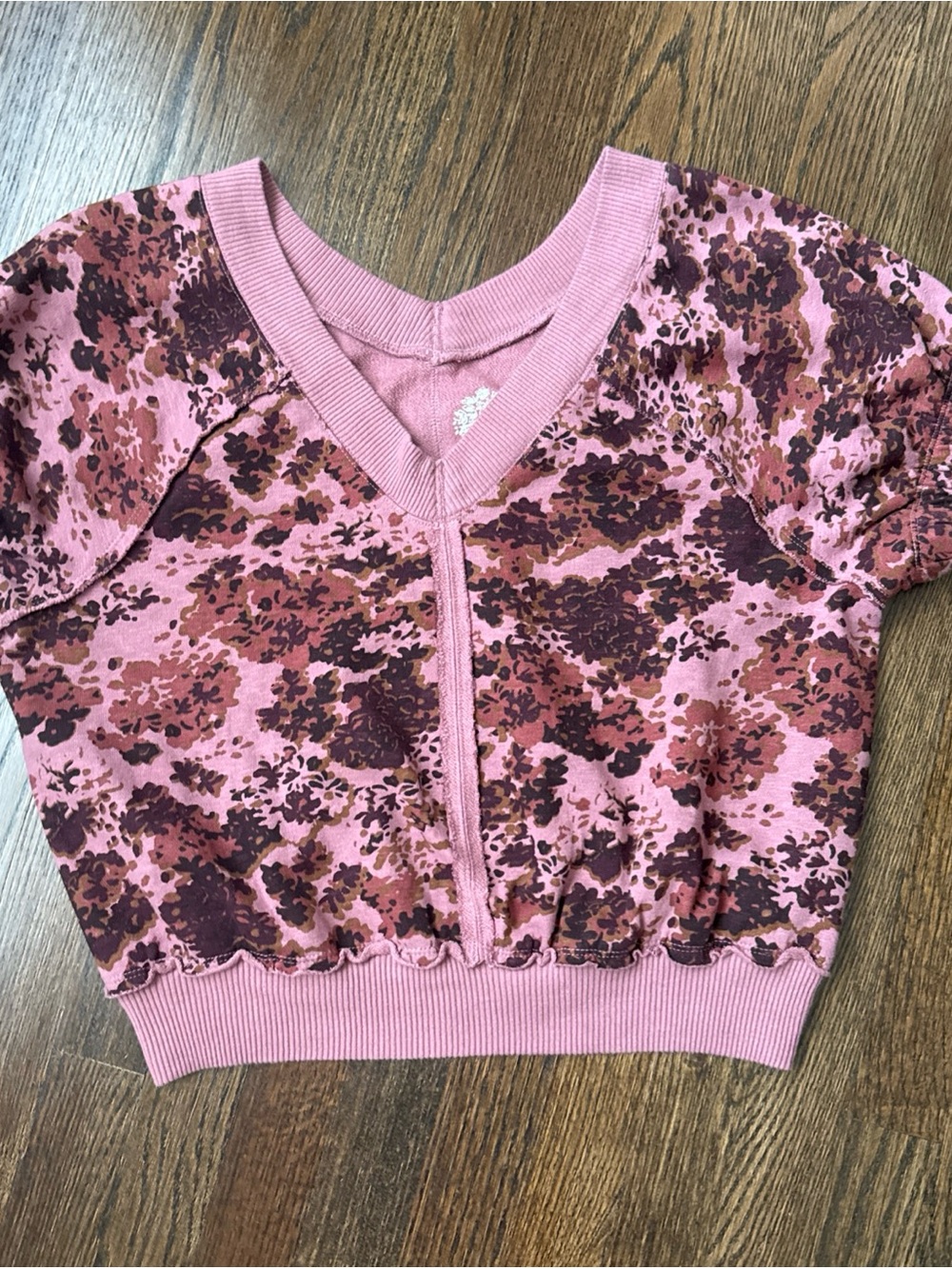 Pilcro Sweatshirt Anthropologie Short Sleeve Pink Purple Crop Sweatshirt Medium